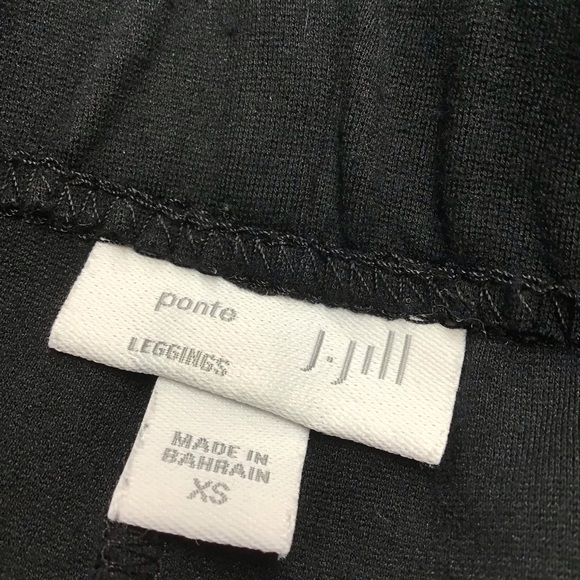 J JILL women's leggings with pockets (front only) sz XS black  EUC - Picture 15 of 15